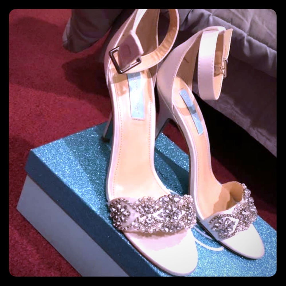 Besty Johnson Juno Sparkly Sandal